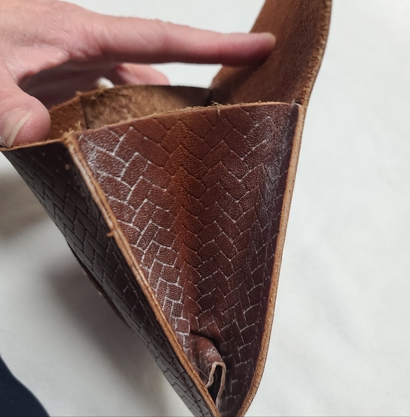 Brown Woven Leather Clip On Pouch Bag - Picture 3 of 10